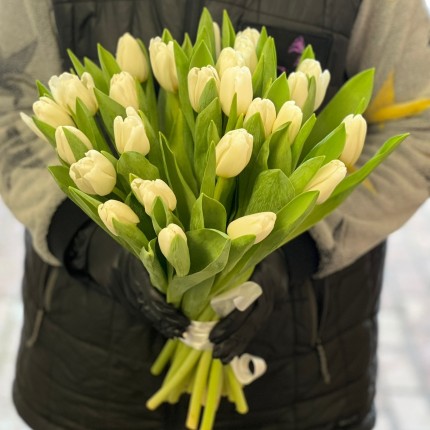 Букеты белых тюльпанов на 8 марта - купить с доставкой в по Абашево